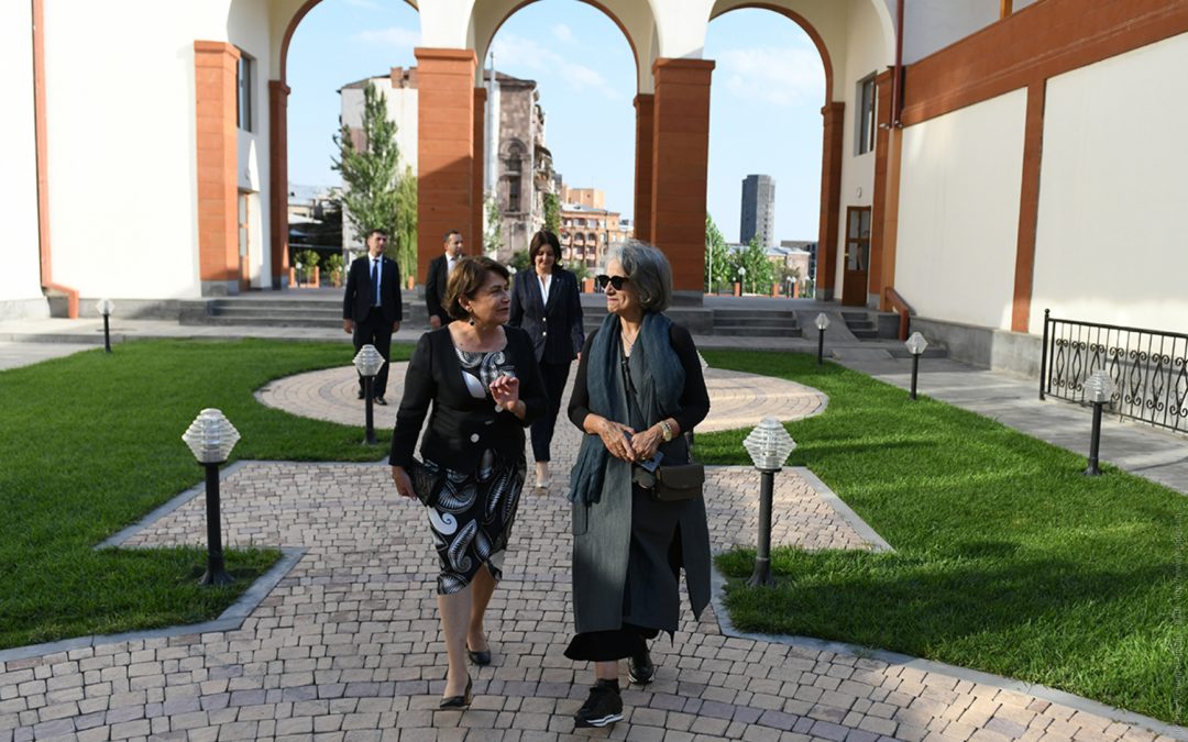 Delegation headed by Sheikha Hussah Sabah al-Salem al-Sabah of Kuwait familiarized with the historical and cultural heritage of Armenia