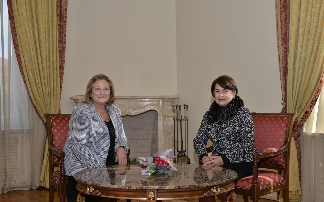 Հայաստանի նախագահի տիկին Նունե Սարգսյանը հյուրընկալել է Հունաստանի նախագահի տիկնոջը